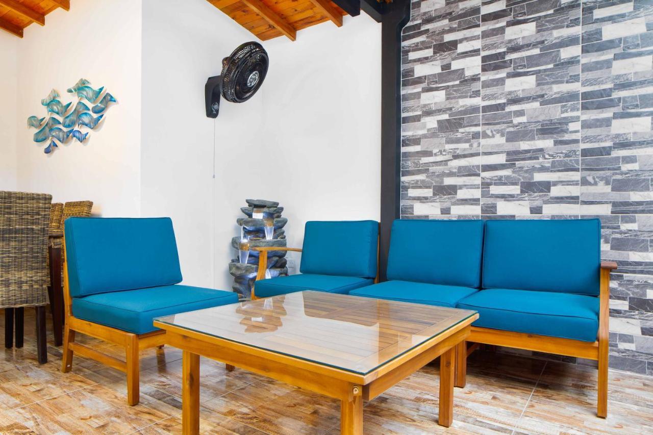 Aparthotel Miracle Medellín Esterno foto